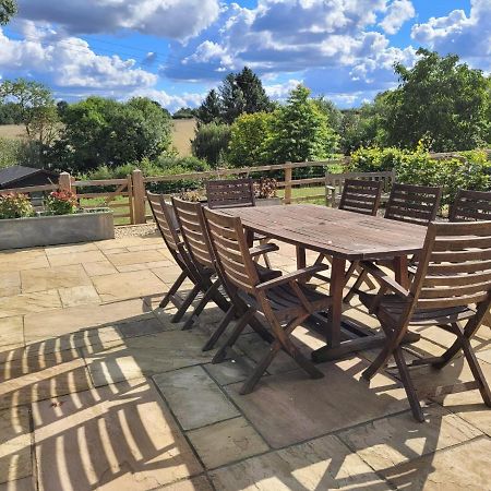 Bay Tree Cottage Accommodation Farthingstone Bagian luar foto