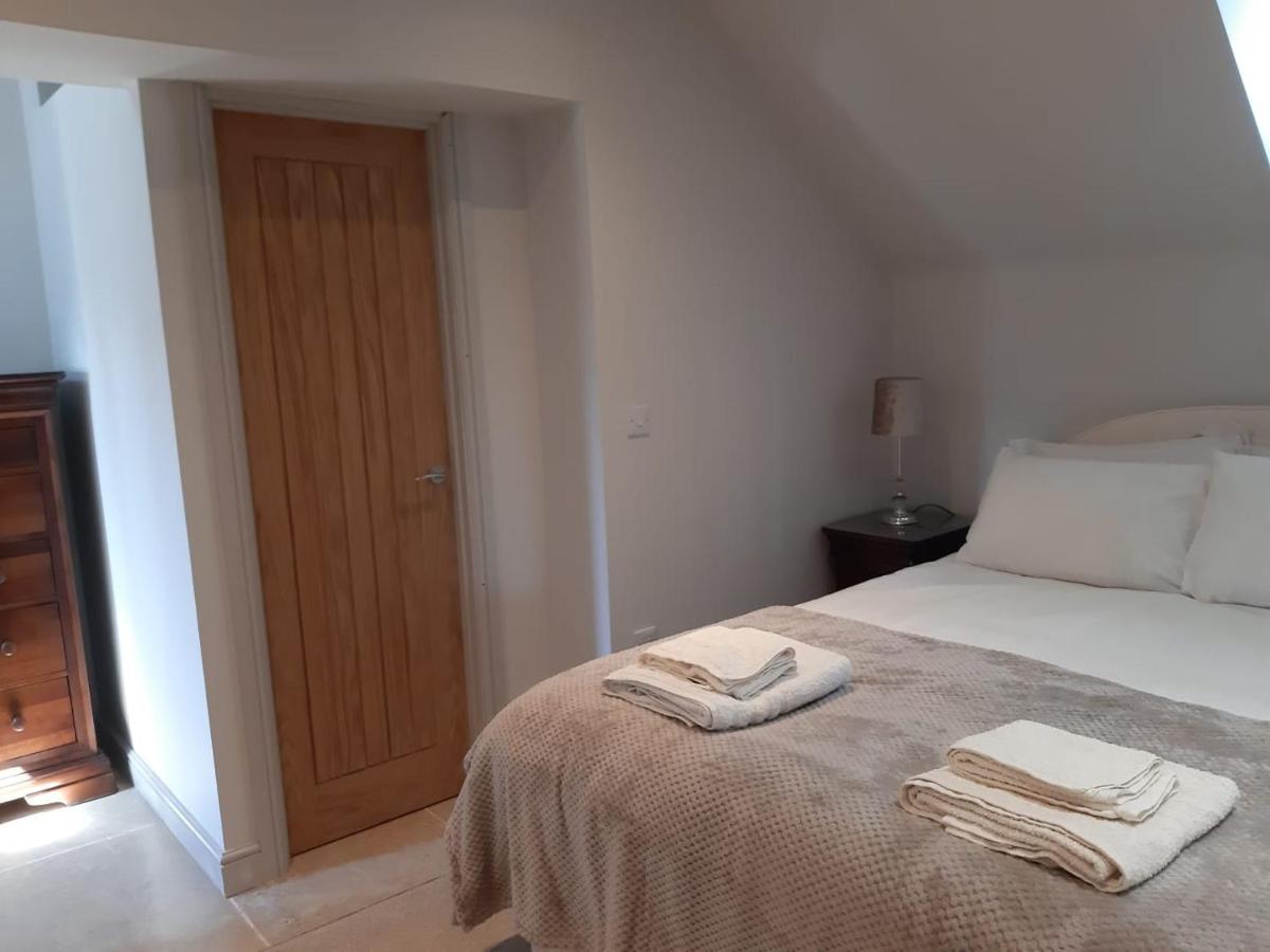Bay Tree Cottage Accommodation Farthingstone Bagian luar foto