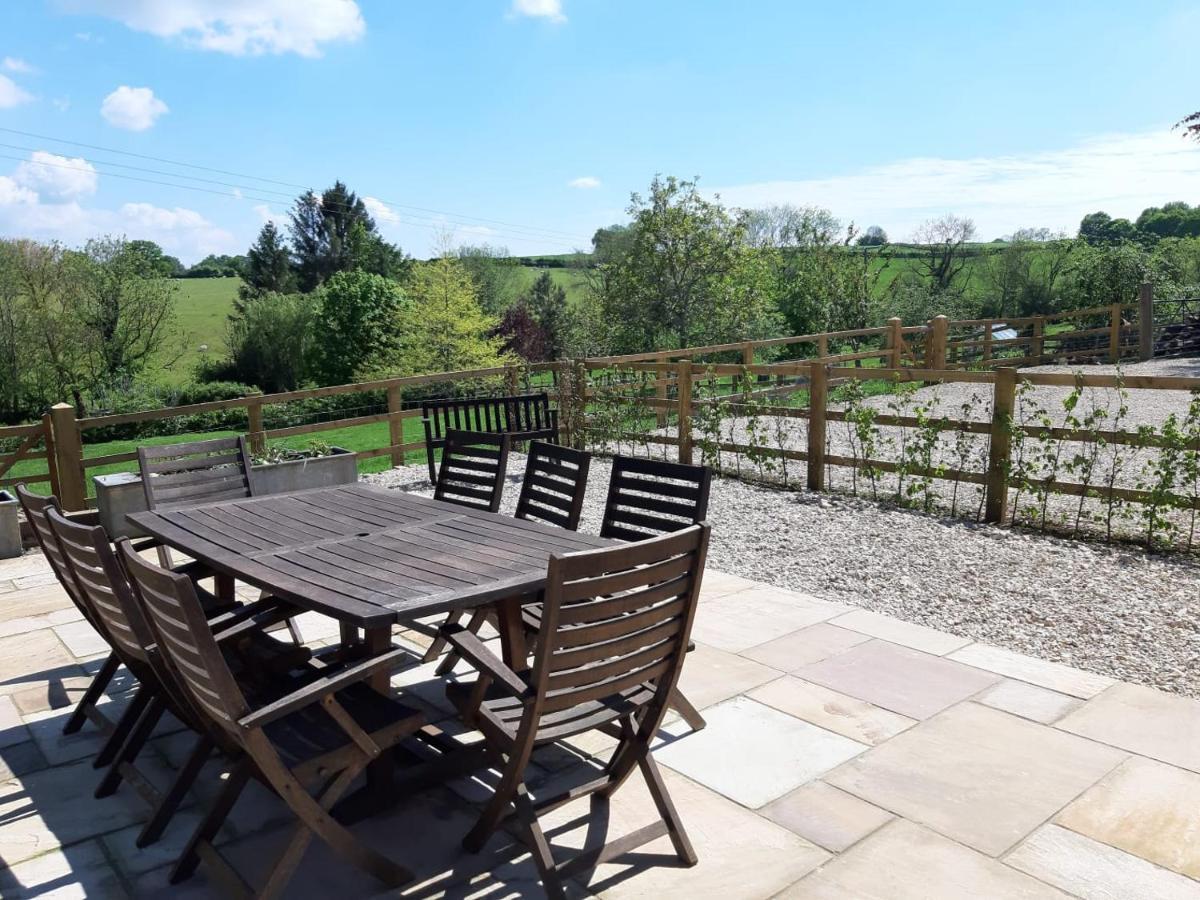 Bay Tree Cottage Accommodation Farthingstone Bagian luar foto