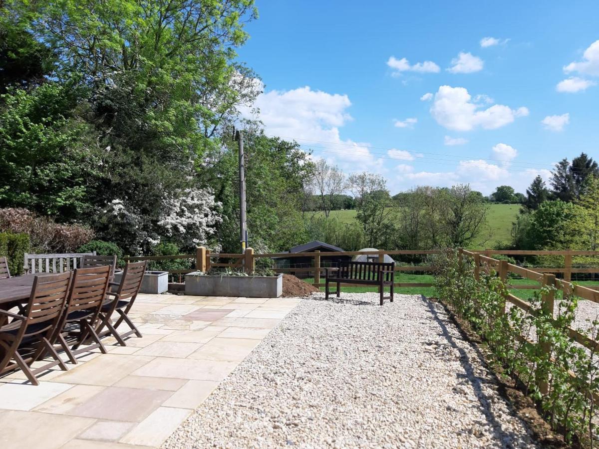 Bay Tree Cottage Accommodation Farthingstone Bagian luar foto
