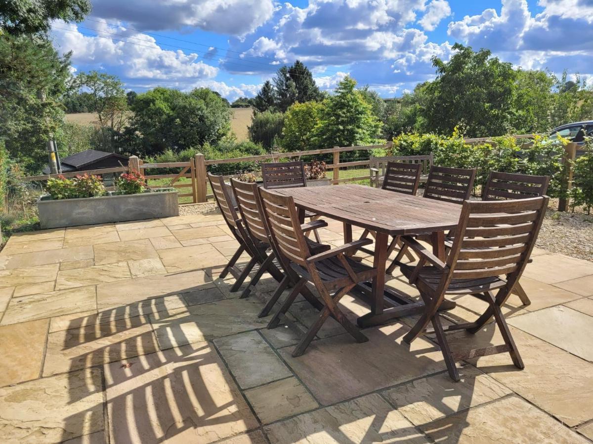Bay Tree Cottage Accommodation Farthingstone Bagian luar foto