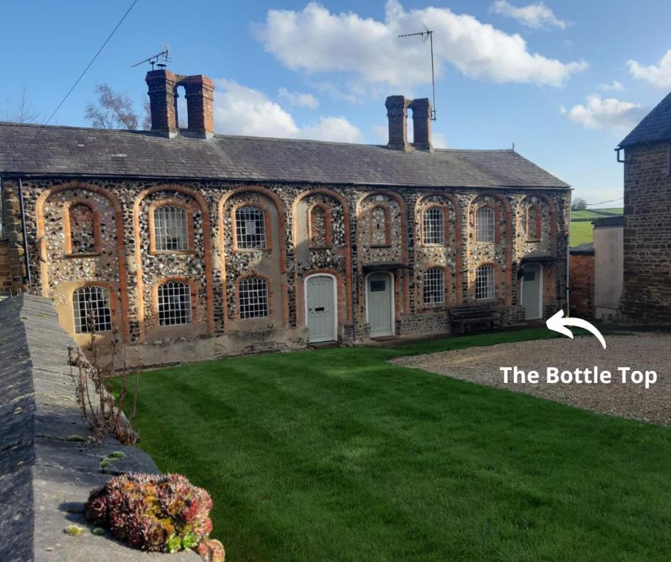 Bay Tree Cottage Accommodation Farthingstone Bagian luar foto