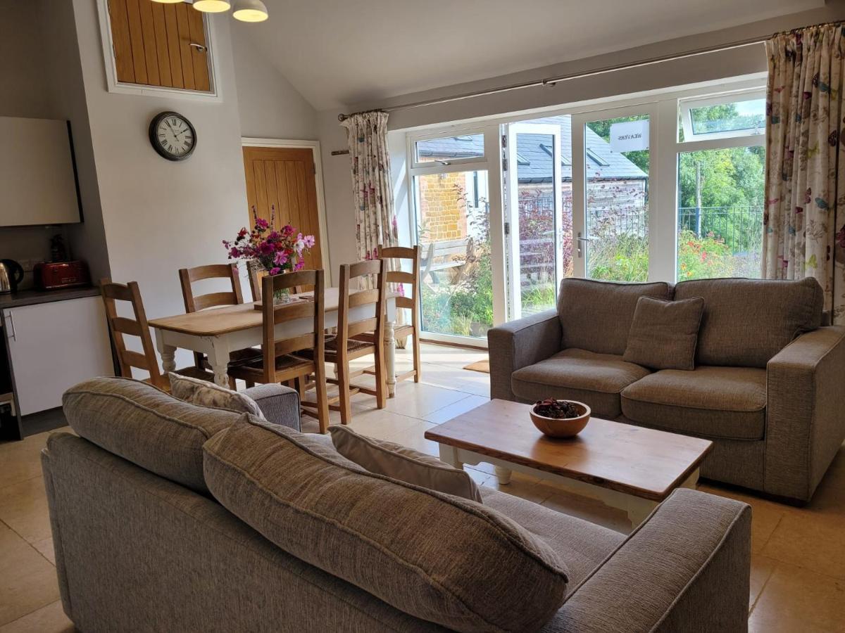 Bay Tree Cottage Accommodation Farthingstone Bagian luar foto