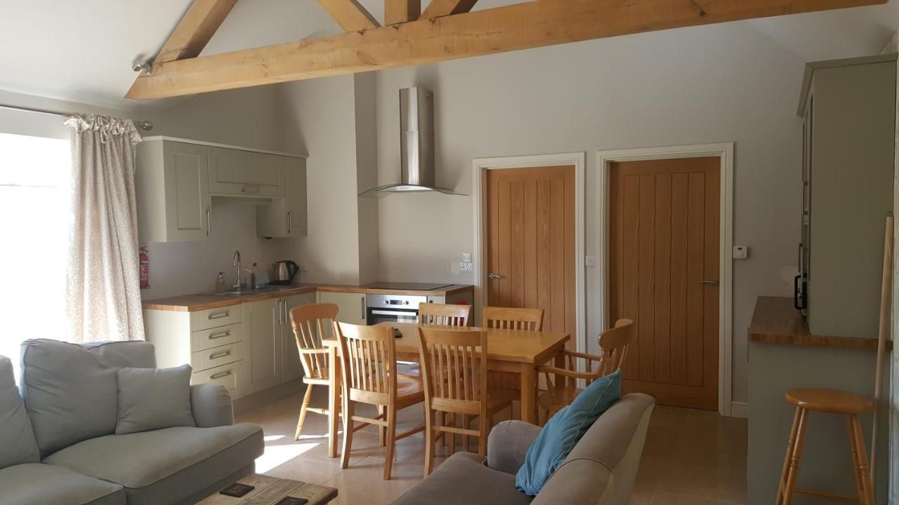 Bay Tree Cottage Accommodation Farthingstone Bagian luar foto